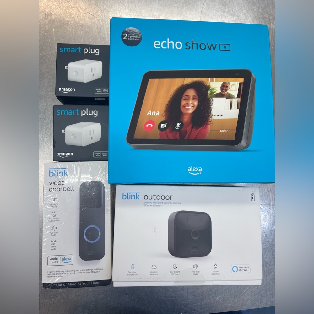 🚫SOLD unopened smart home Echo show and blink system!